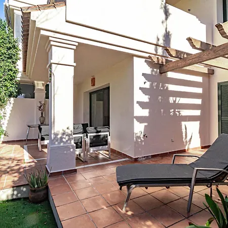 Hp1c.25 - Family-friendly And Well Connected Apartment